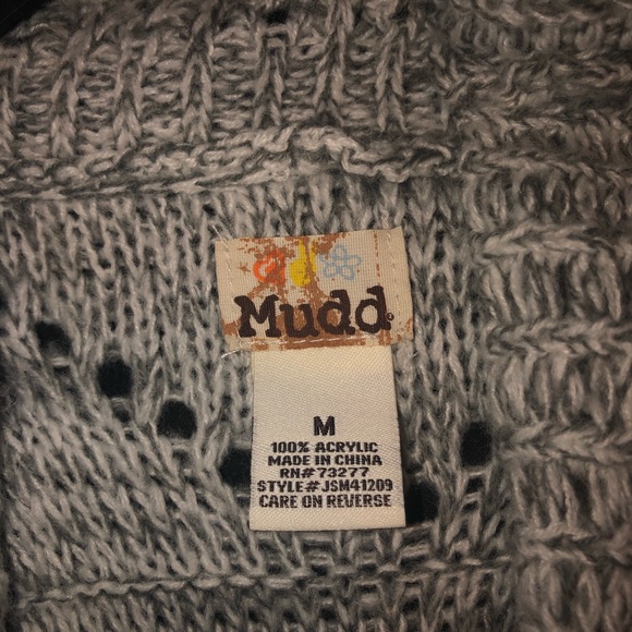 Sleeveless Sweater Cardigan With Tie in Front - Picture 4 of 4